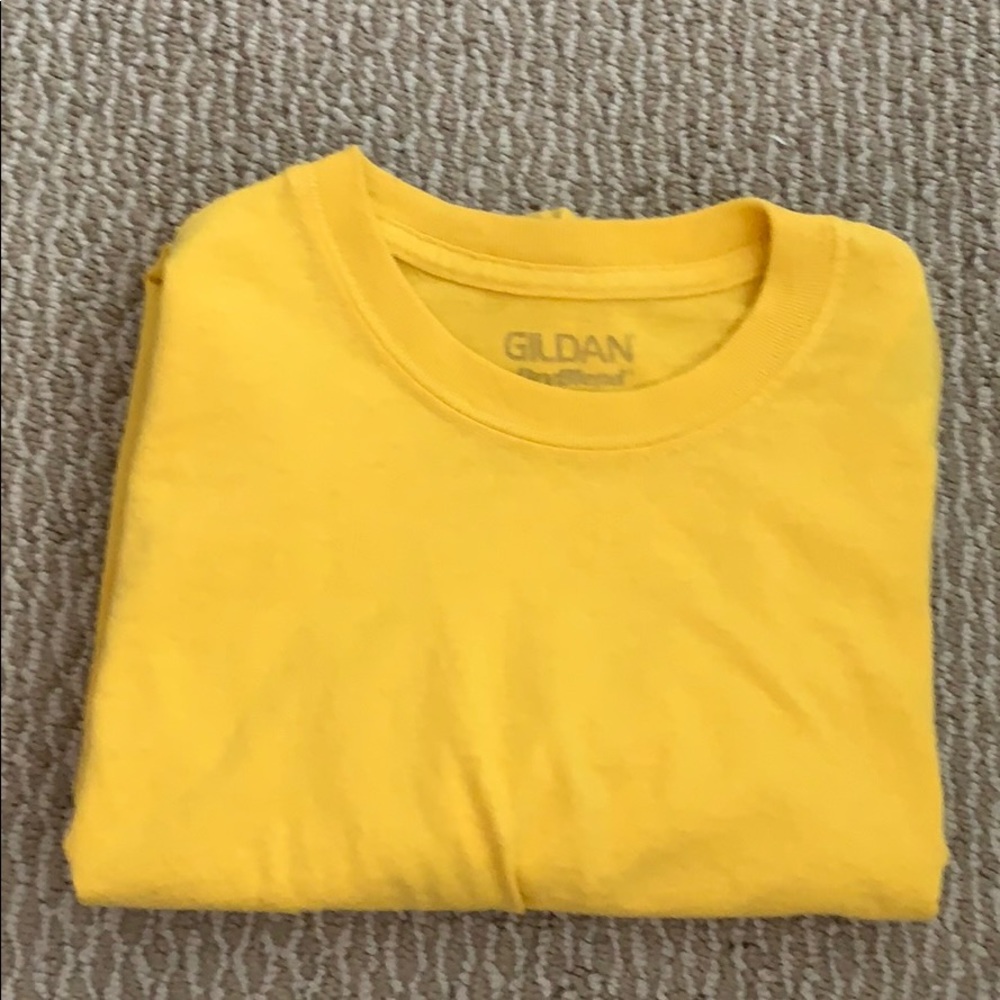 Yellow tshirt